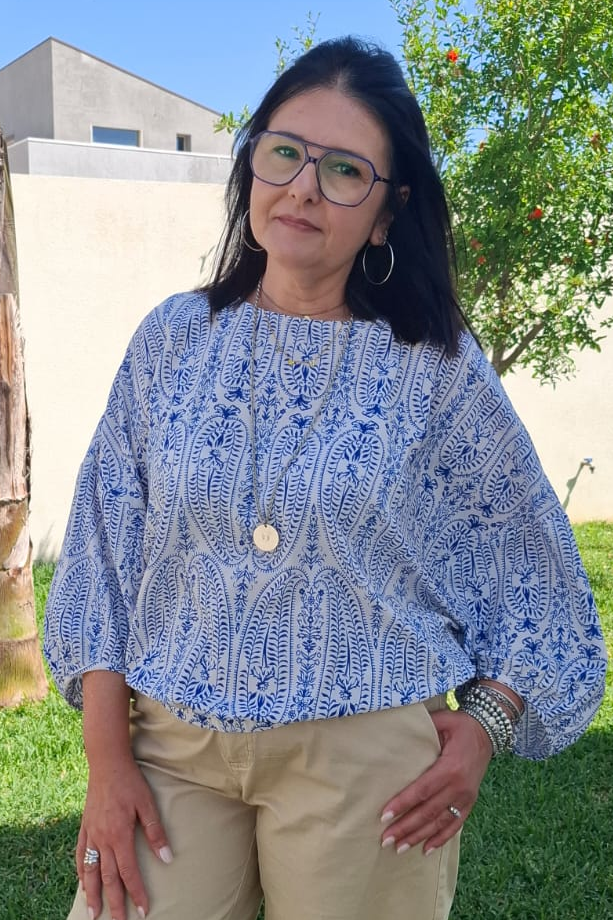 Rosaria Frasca host luxury holiday villa in Sicily Santa Maria del Focallo