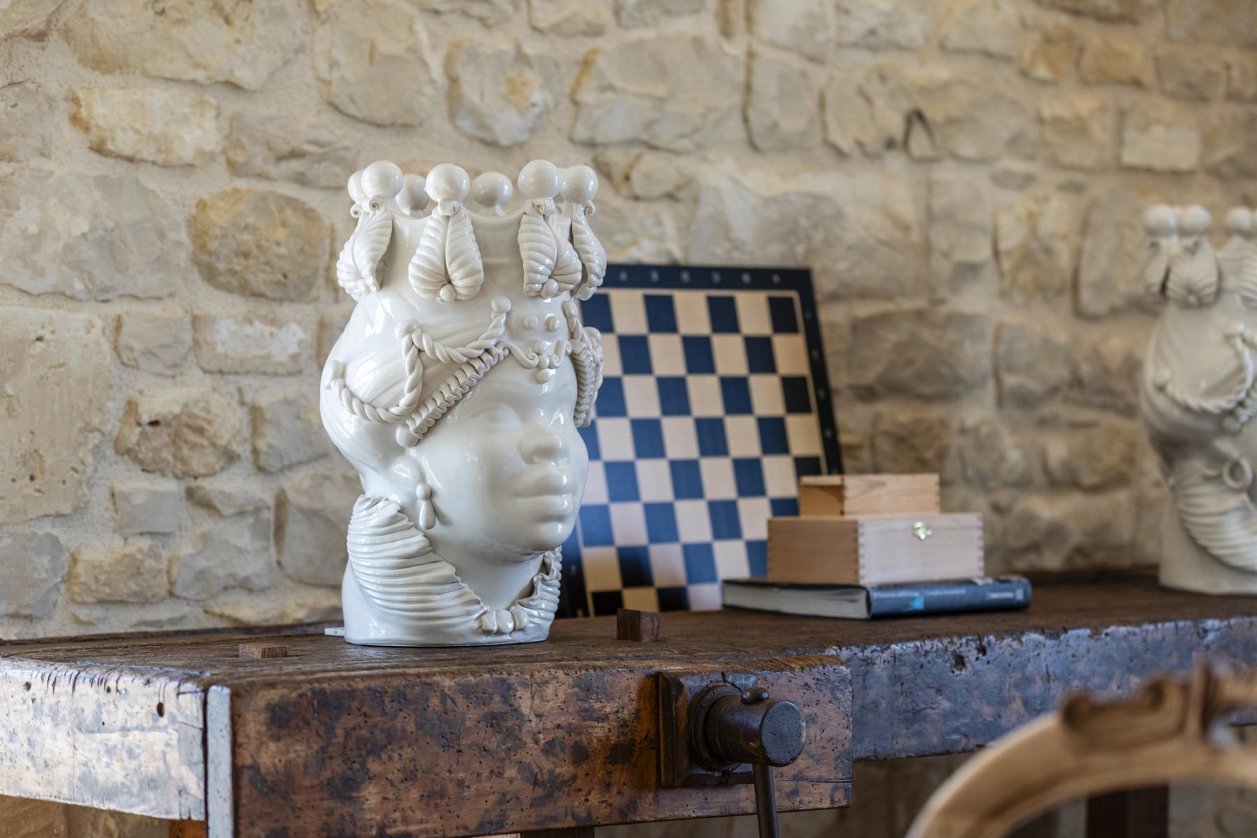 ancient decor villa for rent sicily traditional elements