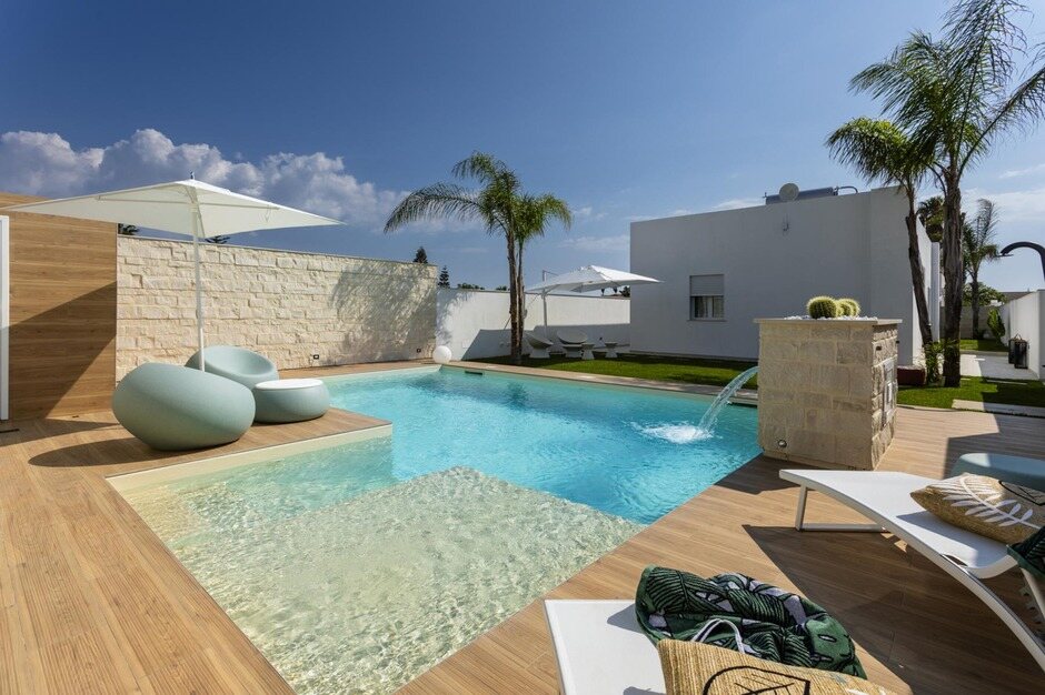 pool villa near the beach Sicilian coastline